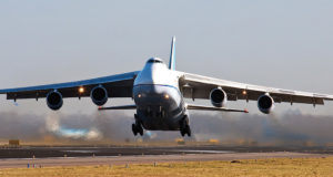 Pesawat Antanov, A-124.