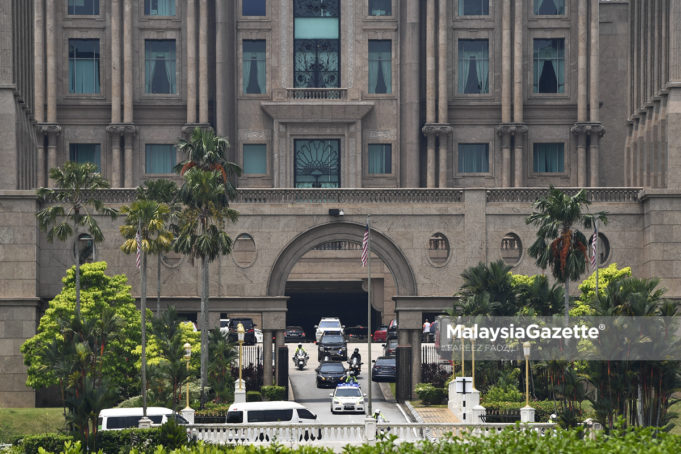 PKR dilaporkan mahukan enam jawatan menteri manakala empat oleh DAP dan masing-masing satu oleh Parti Amanah Negara (PAN) dan Parti Pribumi Bersatu Malaysia (PBBM).