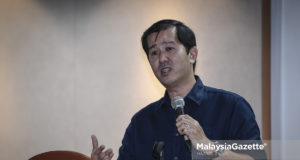 Timbalan Ketua Pemuda Gerakan, Andy Yong Kim Seng bercakap pada Forum Majlis Peguam Malaysia mengenai kepentingan pembangkang yang kuat untuk demokrasi kukuh di Wisma Badan Peguam Malaysia, Kuala Lumpur. foto HAZROL ZAINAL, 09 JUN 2018.
