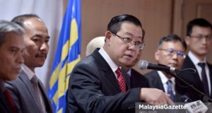 Menteri Kewangan, Lim Guan Eng bercakap pada sidang media mengenai Projek Pembangunan Tun Razak Exchange (TRX) di Kementerian Kewangan Malaysia, Putrajaya. foto IQBAL BASRI, 21 JUN 2018