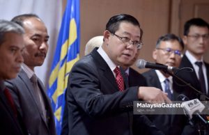 Menteri Kewangan, Lim Guan Eng bercakap pada sidang media mengenai Projek Pembangunan Tun Razak Exchange (TRX) di Kementerian Kewangan Malaysia, Putrajaya. foto IQBAL BASRI, 21 JUN 2018