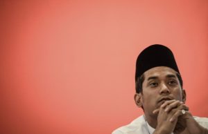 "Habis tu macam mana nak bertanding Presiden UMNO tahun 2021?" - Khairy Jamaluddin Abu Bakar