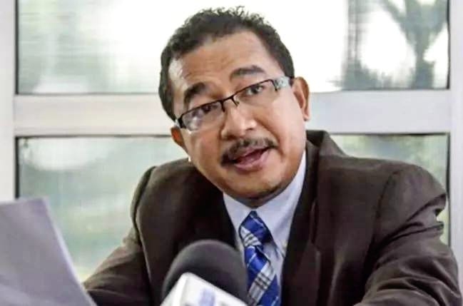 Selepas 44 hari Pilihan Raya Umum ke-14 dilangsungkan, Ahli Parlimen Bagan Serai, Datuk Dr Noor Azmi Ghazali bertindak mengumumkan keputusannya untuk meninggalkan UMNO dan Barisan Nasional.
