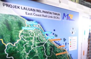 Keputusan kerajaan berhubung projek Laluan Rel Pantai Timur (ECRL) perlu mengambil kira kebajikan 7,000 pekerja di jajaran rel berkenaan di Terengganu.