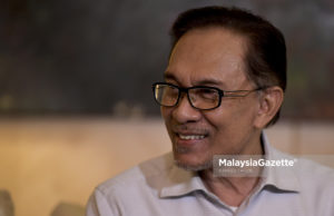 Datuk Seri Anwar Ibrahim akan bertanding di Parlimen Port Dickson selepas ahli Parlimen kawasan tersebut, Datuk Danyal Balagopal Abdullah mengumumkan menawarkan kerusi tersebut kepada Ketua Umum PKR itu.
