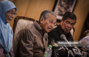 Perdana Menteri merangkap Pengerusi Pakatan Harapan, Tun Dr. Mahathir Mohamad bercakap pada sidang media selepas mepengerusikan Mesyuarat Majlis Presiden Pakatan Harapan di Yayasan Kepimpinan Perdana, Putrajaya. foto AFFAN FAUZI, 06 JULAI 2018