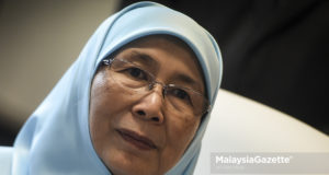 Presiden PKR Datuk Seri Dr Wan Azizah Wan Ismail kekal sebagai Timbalan Perdana Menteri jika suaminya Ketua Umum PKR Datuk Seri Anwar Ibrahim menang jawatan Presiden pada pemilihan parti itu akan datang.