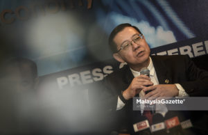 Kerajaan akan mengenakan Cukai Jualan sebanyak 10 peratus manakala Cukai Perkhidmatan pada kadar enam peratus apabila Cukai Jualan dan Perkhidmatan (SST) dilaksanakan semula pada 1 September ini, kata Lim Guan Eng