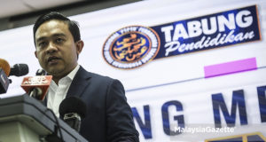 Pengerusi Perbadanan Tabung Pendidikan Tinggi Nasional (PTPTN), Wan Saiful Wan Jan bercakap pada sidang media mengenai Penangguhan Bayaran Balik Pinjaman di Dewan Utama, Menara PTPTN, Kuala Lumpur. foto AFFAN FAUZI, 16 JULAI 2018