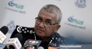 Tan Sri Mohamad Fuzi Harun.