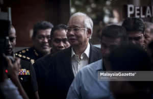 Bekas Perdana Menteri, Datuk Seri Najib Tun Razak hadir di Ibu Pejabat Suruhanjaya Pencegahan Ra­suah Malaysia (SPRM) bagi memberi keterangan kali kedua berhubung siasatan kes SRC International Sdn. Bhd di Putrajaya. foto HAZROL ZAINAL, 24 MEI 2018.