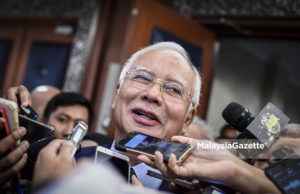 Bekas Perdana Menteri yang juga Ahli Parlimen Pekan, Datuk Seri Najib Tun Razak bercakap kepada media pada Sidang Dewan Rakyat di Bangunan Parlimen, Kuala Lumpur. foto HAZROL ZAINAL, 26 JULAI 2018.