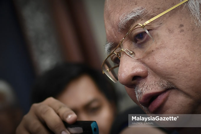 Bekas Perdana  Datuk Seri Najib Tun Razak hari ini sekali lagi dipanggil untuk memberikan keterangan bagi membantu siasatan polis berkaitan skandal 1Malaysia Development Berhad (1MDB) di Menara KPJ, Jalan Tun Razak di sini. 