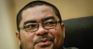 Menteri di Jabatan Perdana Menteri Datuk Dr Mujahid Yusof Rawa berkata, selain tidak boleh didiskriminasi, golongan LGBT tidak harus tercicir hak untuk mendapatkan keadilan.