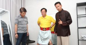 Kejayaan paling menonjol kungfu 99 ialah kemampuan pengamalnya untuk mengangkat berat sehingga 75 kilogram menggunakan alat kelamin.