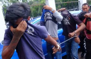 Antara individu yang didakwa di Mahkamah Majistret Johor Bahru kerana bergaduh di sebuah pub dan hospital pada hujung Jun lalu.