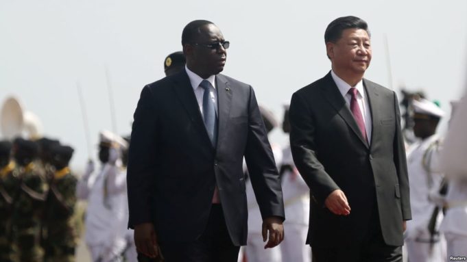 Xi Presiden China Xi Jinping bersama Presiden Senegal, Macky Sall.