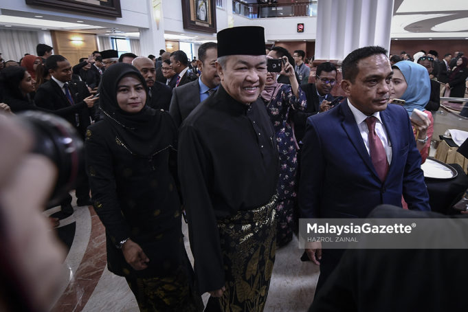 Ahli Parlimen Bagan Datuk, Datuk Seri Ahmad Zahid Hamidi kini ketua pembangkang di Dewan Rakyat.