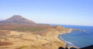 Sakhalin merupakan hanya wilayah di Rusia tanpa hubungan darat dengan tanah besar.