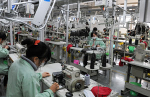 Gambar hiasan sebuah kilang di China