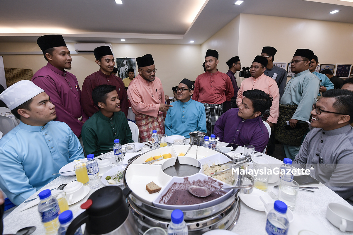 MGF11082018_MINUM PETANG ANAK BANGSA05