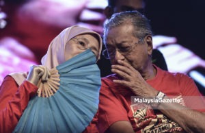 Datuk Seri Wan Azizah Wan Ismail membela Dr. Mahathir Mohamad dengan menegaskan bahawa semua menteri dibenarkan untuk melontarkan pendapat dalam mesyuarat Kabinet.