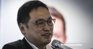 Timbalan Menteri Perdagangan Dalam Negeri dan Hal Ehwal Pengguna, Chong Chieng Jen berucap pada Majlis Pelancaran eWallet KK Super Mart dan Touch n Go di KK Super Mart, Terminal Bersepadu Selatan, Bandar Tasik Selatan, Kuala Lumpur. foto AFFAN FAUZI, 15 OGOS 2018