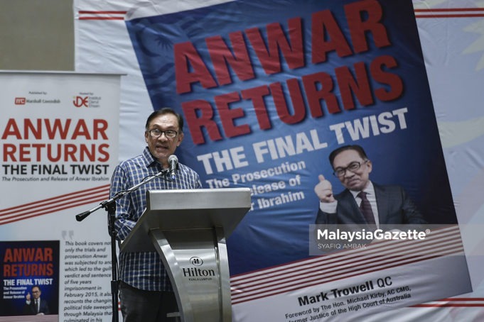 MGF26082018_PELANCARAN BUKU ANWAR05 Datuk Seri Anwar Ibrahim