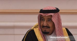 Raja Arab Saudi, Raja Salman Abdulaziz Al Saud hadir pada perbincangan berkaitan hubungan diplomatik dan ekonomi dan Majlis Menandatangani Memorandum Kerjasama Antara Malaysia dan Arab Saudi di Seri Perdana, Putrajaya. foto NOOR ASREKUZAIREY SALIM, 27 FEBRUARI 2017