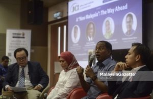 Ahli Majlis Tertinggi UMNO, Datuk Seri Dr. Zambry Abdul Kadir bercakap pada forum ' A New Malaysia : The Way Ahead ' di Universiti Sunway, Petaling Jaya, Selangor. foto AFIQ RAZALI, 29 OGOS 2018.