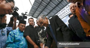 Mahathir