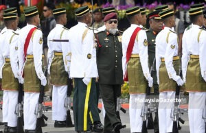 Bertanggungjawab ketika kongsi maklumat institusi diraja