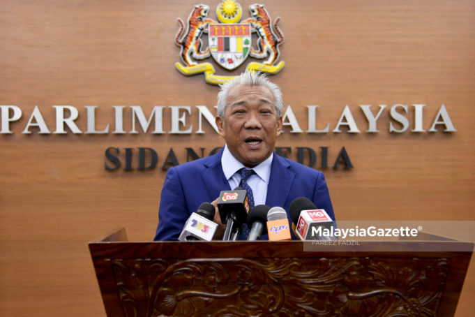 Ahli Parlimen Kinabatangan, Datuk Bung Mokhtar Radin bercakap kepada media ketika menghadiri sesi perbahasan di Dewan Rakyat, Bangunan Parlimen, Kuala Lumpur. foto FAREEZ FADZIL, 16 OGOS 2018