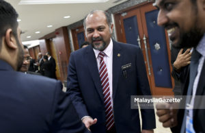 Menteri Komunikasi dan Multimedia, Gobind Singh Deo ketika menghadiri sesi perbahasan di Dewan Rakyat, Bangunan Parlimen, Kuala Lumpur. foto FAREEZ FADZIL, 16 OGOS 2018