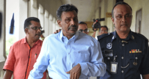Bekas Naib Presiden MIC Tan Sri S. Balakrishnan hari ini mengaku tidak bersalah di Mahkamah Sesyen di sini,  atas dua pertuduhan melakukan pengubahan wang haram membabitkan transaksi pengeluaran wang berjumlah RM6.012 juta antara 2012 dan 2013.