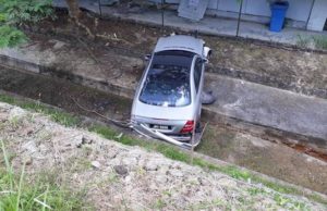 Nooh Gadot kemalangan kereta terhumban dalam longkang Nooh Gadut