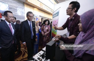 Dr. Dzulkefly Rasmi Persidangan Saintifik Sains Kesihatan Bersekutu Ke-12