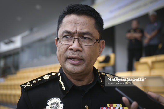 engarah Jabatan Pendidikan Masyarakat SPRM, Tuan Ruslan Tuan Mat bercakap kepada media pada majlis Menandatangani Ikrar Bebas Rasuah di Kinrara Oval Ground, Puchong, Selangor. foto SYAFIQ AMBAK, 05 SEPTEMBER 2018.