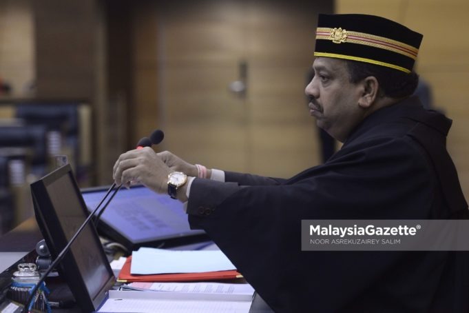 Yang Dipertua Dewan Negara, Datuk S. Vigneswaran di Bangunan Parlimen, Kuala Lumpur. foto NOOR ASREKUZAIREY SALIM, 07 DISEMBER 2016