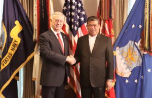Menteri Pertahanan, Mohamad Sabu mengadakan mesyuarat dua hala dengan Setiausaha Pertahanan Amerika Syarikat, James Norman Mattis di Pentagon, Washington DC hari ini.