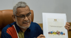 Jawatankuasa khas Kementerian Wilayah telah mengesyorkan sebanyak 43 daripada 97 transaksi tanah diteruskan oleh Dewan Bandaraya Kuala Lumpur (DBKL), kata Menteri berkenaan Khalid Abdul Samad.
