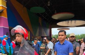 Polis terpaksa dipanggil untuk mengawal keadaan selepas berlaku pergaduhan dalam proses pemilihan PKR 2018 di Kedah hari ini.