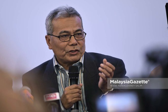 Dana kira-kira RM20 juta adalah peruntukan penyelidikan dan pembangunan (R&D) sedia ada untuk Kementerian Pembangunan Usahawan (MED) dan hanya sebahagian akan digunakan bagi pembangunan prototaip kereta nasional ketiga, kata Menterinya Datuk Seri Mohd Redzuan Yusof.