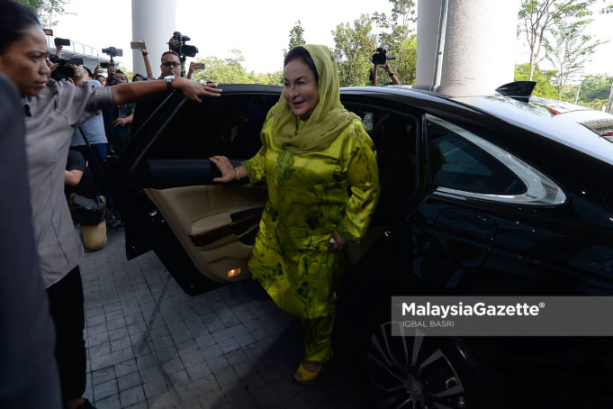 Isteri bekas Perdana Menteri, Datin Seri Rosmah Mansor