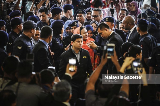 Isteri bekas Perdana Menteri, Datin Seri Rosmah Mansor didakwa di Mahkamah Sesyen Kuala Lumpur mengikut Akta Pencegahan Pengubahan Wang Haram, Pencegahan Pembiayaan Keganasan dan Hasil Daripada Aktiviti Haram (AMLATFPUAA) 2001 di Kompleks Mahkamah Kuala Lumpur, Jalan Duta, Kuala Lumpur. foto AFIQ RAZALI, 04 OKTOBER 2018.