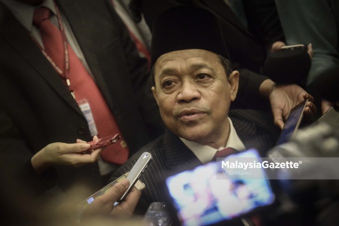 Ahli Parlimen Arau, Datuk Seri Shahidan Kassim.
