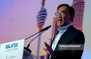 Ketua Umum PKR, Datuk Seri Anuar Ibrahim berucap pada Program Malaysia A New Dawn di Hotel Shangri-La, Kuala Lumpur. foto IQBAL BASRI, 09 OKTOBER 2018