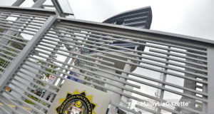 Pejabat Menteri Wilayah Persekutuan hari ini membuat laporan kepada Suruhanjaya Pencegahan Rasuah Malaysia (SPRM) berhubung pencerobohan dua lot tanah kerajaan di Medan Imbi, Bukit Bintang.