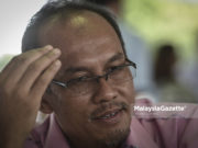 Jangan lihat UMNO punca kemelut politik UMNO perlu membuktikan kepada rakyat yang sedang menilai, bahawa parti itu berani bertindak bukan sekadar menyerang seterunya. - Md Jais Sarday