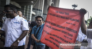 pemandu teksi